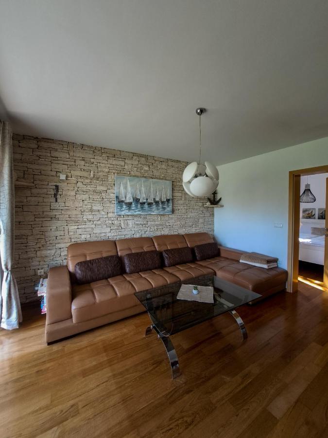 Apartments Villa Sotlar With Pool Ουμάγκ Εξωτερικό φωτογραφία