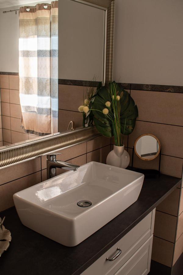 Apartments Villa Sotlar With Pool Ουμάγκ Εξωτερικό φωτογραφία