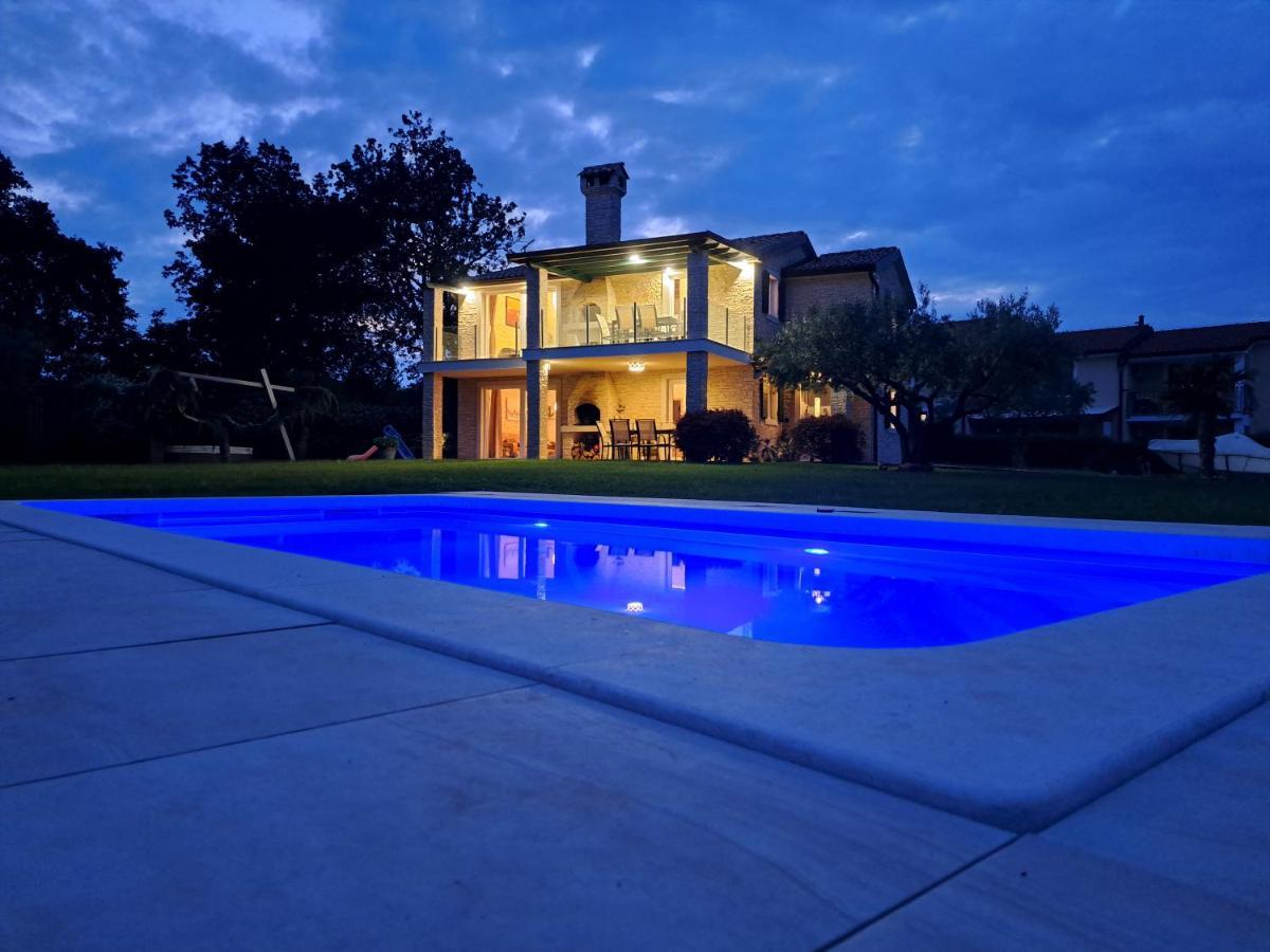 Apartments Villa Sotlar With Pool Ουμάγκ Εξωτερικό φωτογραφία