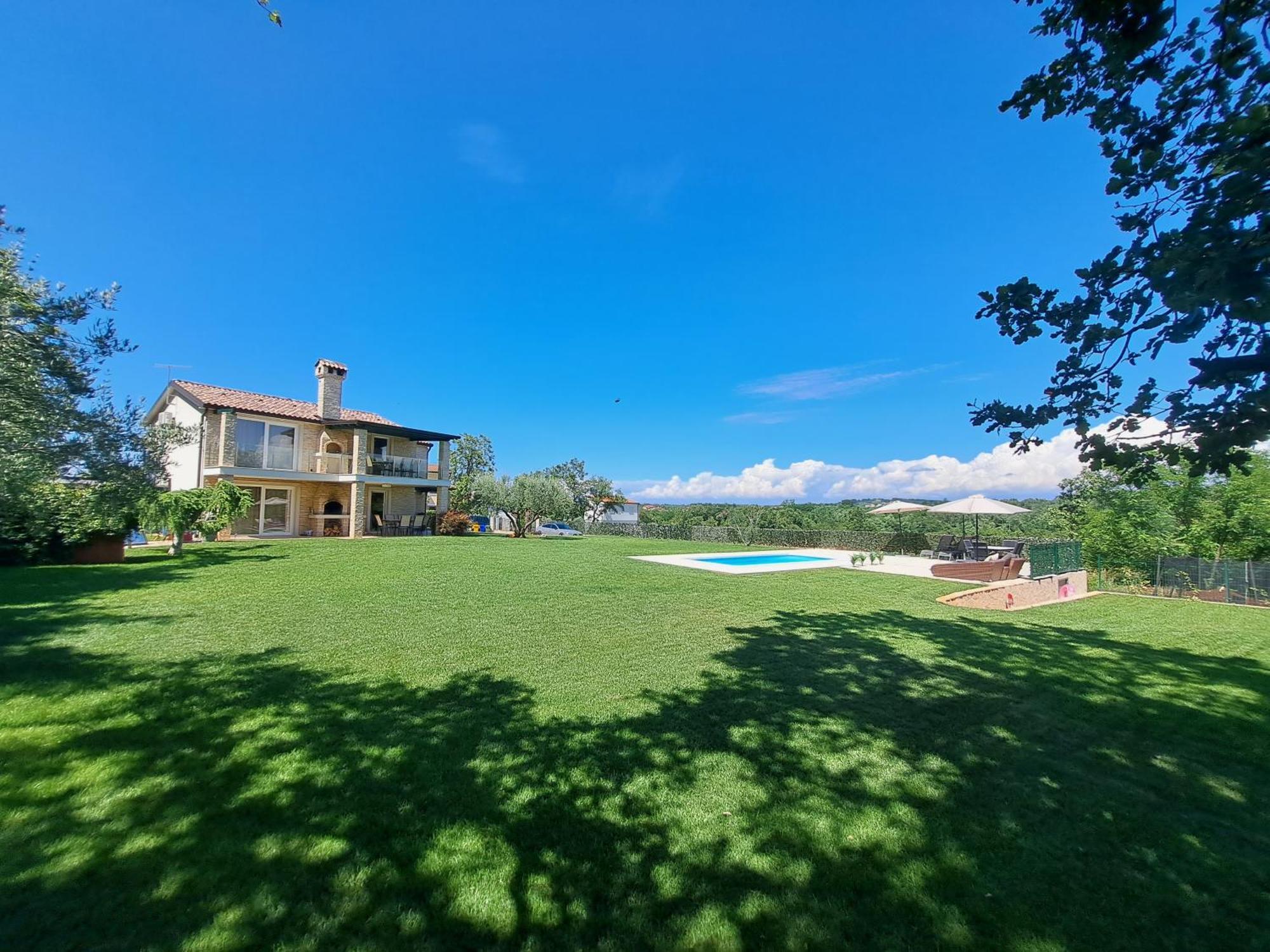 Apartments Villa Sotlar With Pool Ουμάγκ Εξωτερικό φωτογραφία