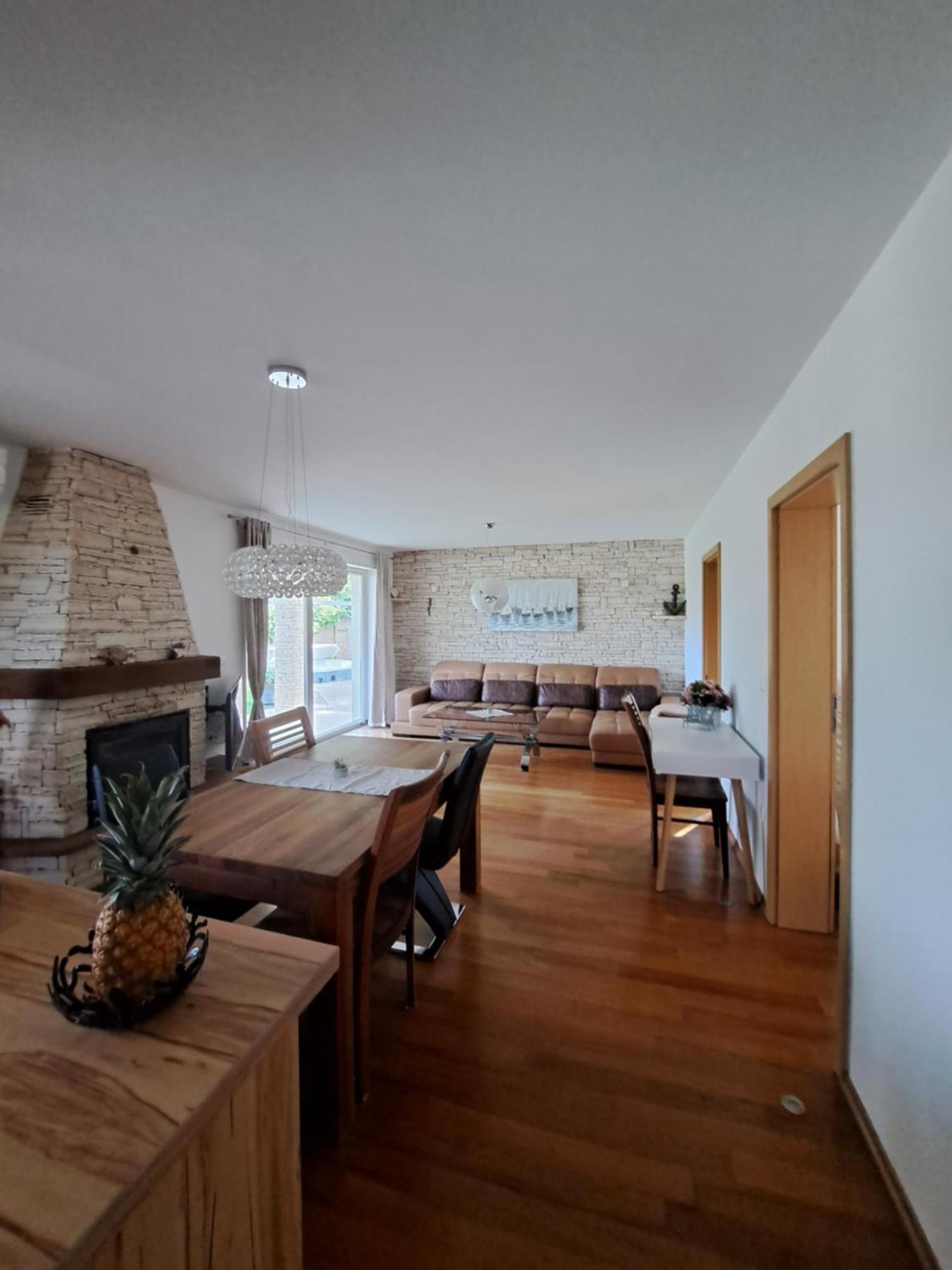 Apartments Villa Sotlar With Pool Ουμάγκ Εξωτερικό φωτογραφία