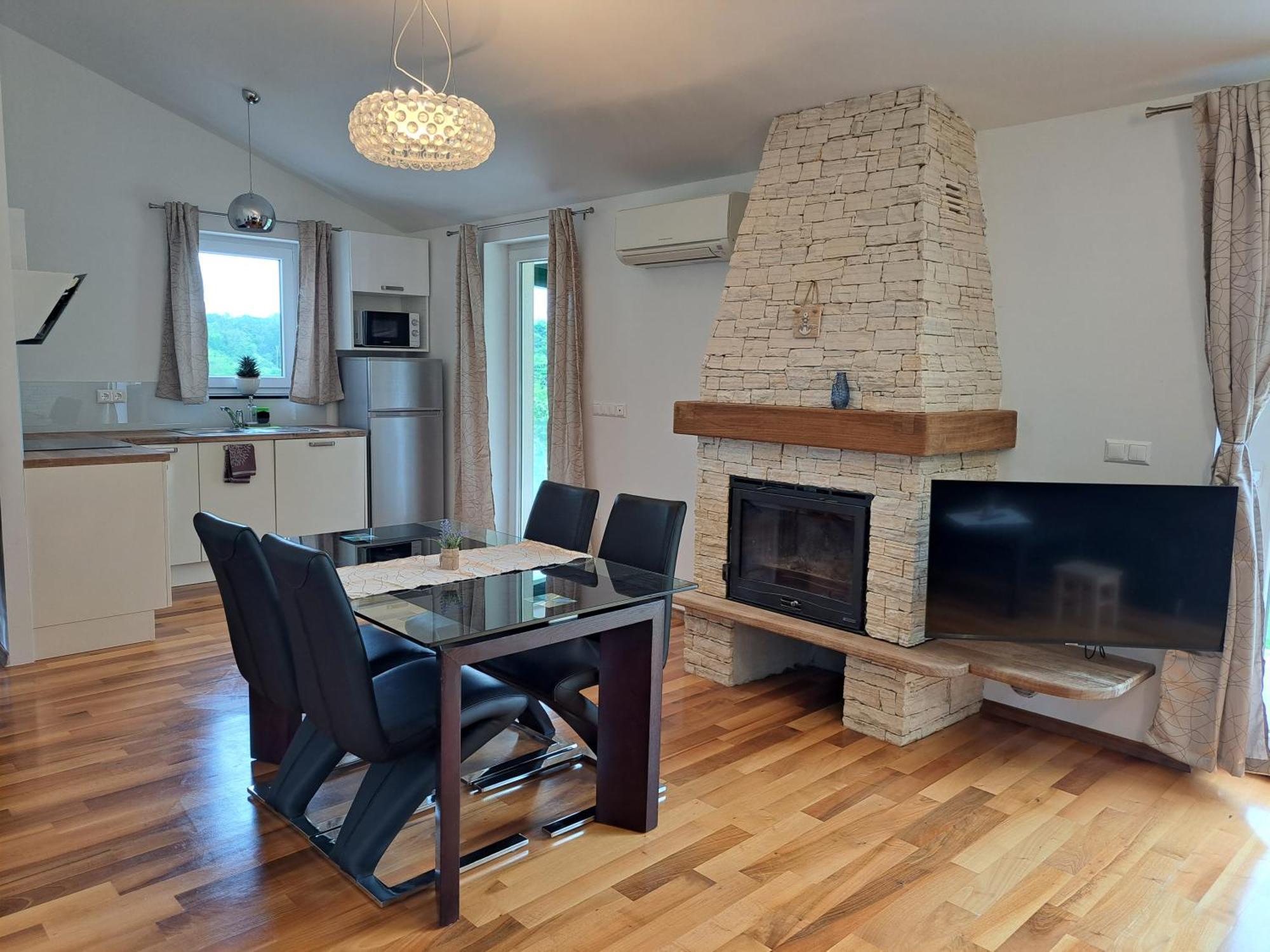 Apartments Villa Sotlar With Pool Ουμάγκ Εξωτερικό φωτογραφία